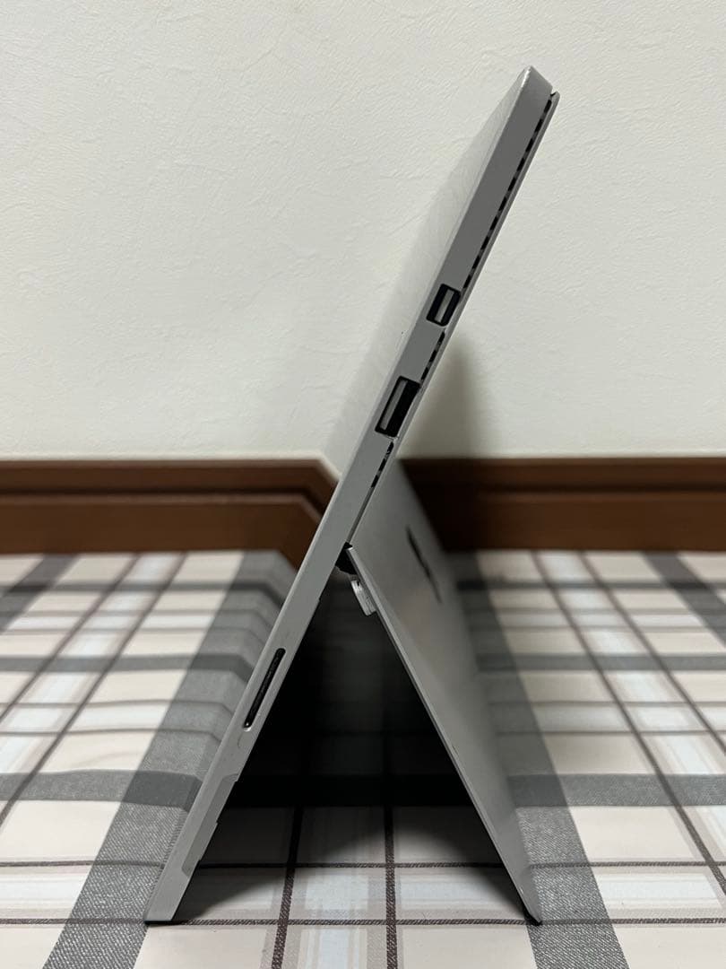 【高性能】 Surface Pro4 4G/128gb/Office/win11