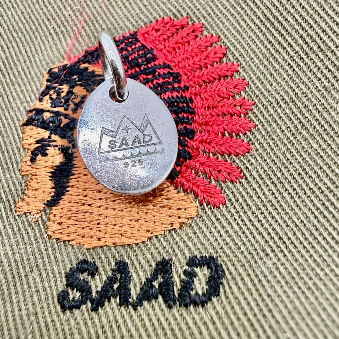 美品　SAAD ターコイズ付き放射メタル小