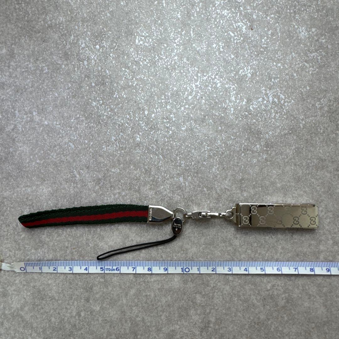 GUCCI グッチ GG柄 8GBUSBメモリー シェリーライン ストラップ