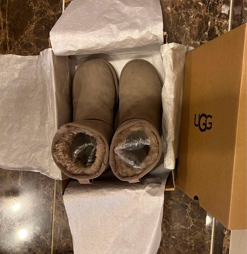 【美品】UGG ムートンブーツ　24cm