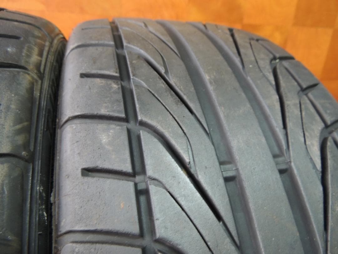 A25　215/45R17　ダンロップ　DZ101　2本　トレッド面に小傷有り