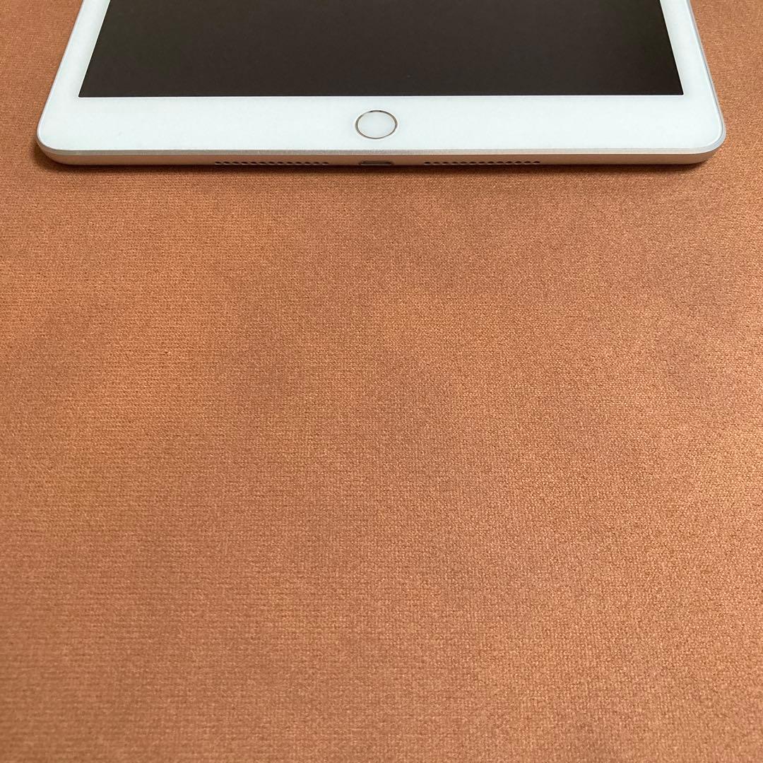 683【早い者勝ち】電池良好☆iPad8 第8世代 32GB WIFIモデル☆