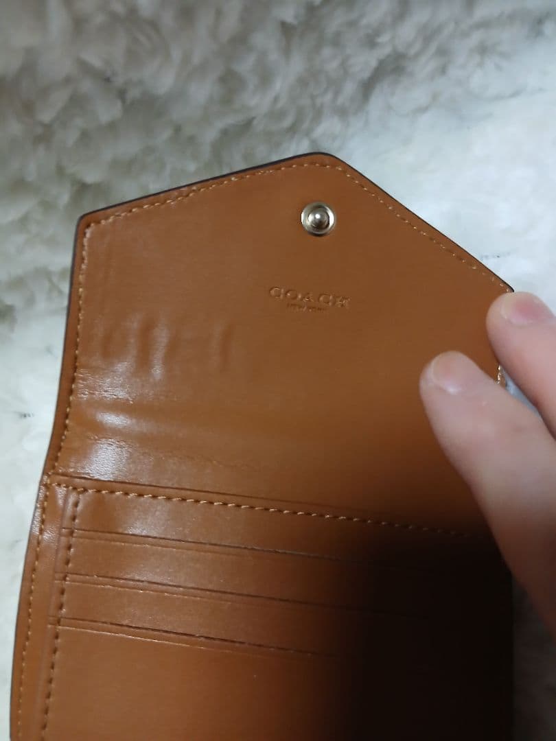 COACH 花柄 三つ折り財布 ベージュ