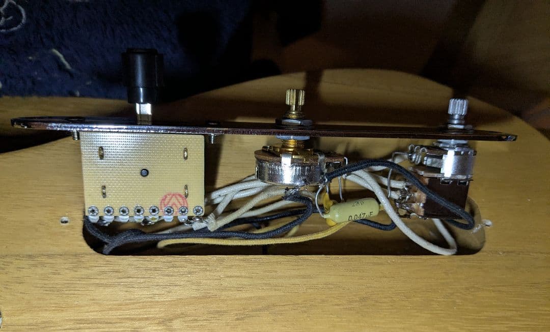 Telecaster type guitar 一部ハカランダ使用 超軽量
