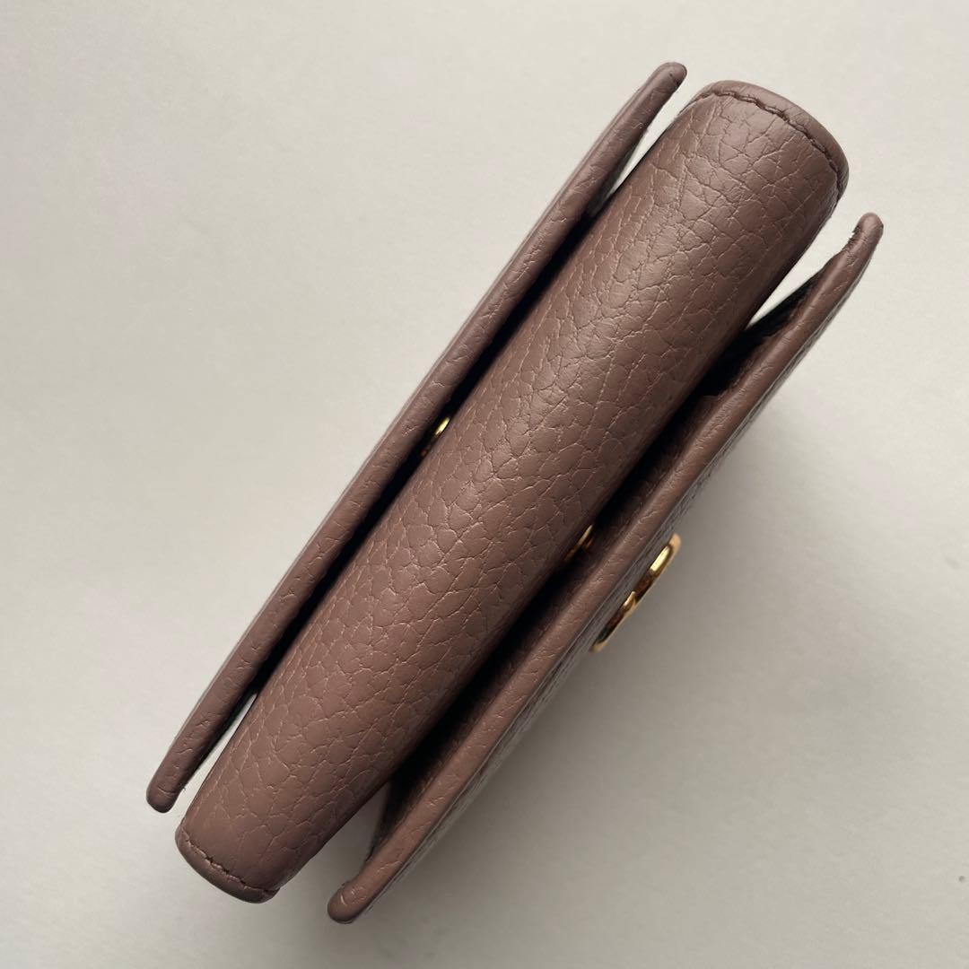 か*な様 GUCCI ピンクベージュ レザー三つ折り財布 GGマーモント　ダブル