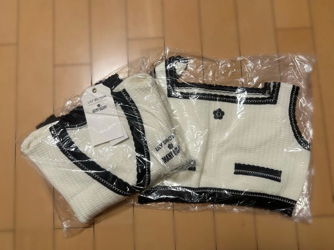 LILY BROWN×MARYQUANT バイカラーパフニット 2点セット