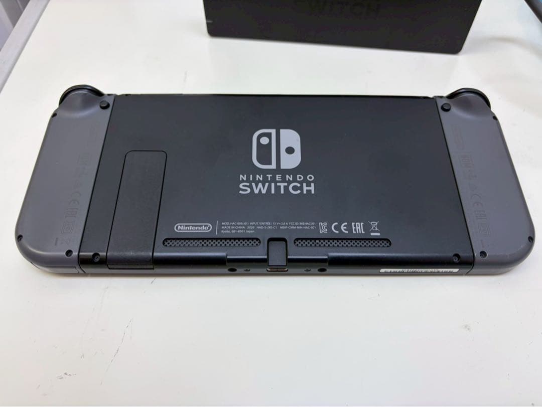 Nintendo（任天堂）Nintendo Switch HAC-001 グレー