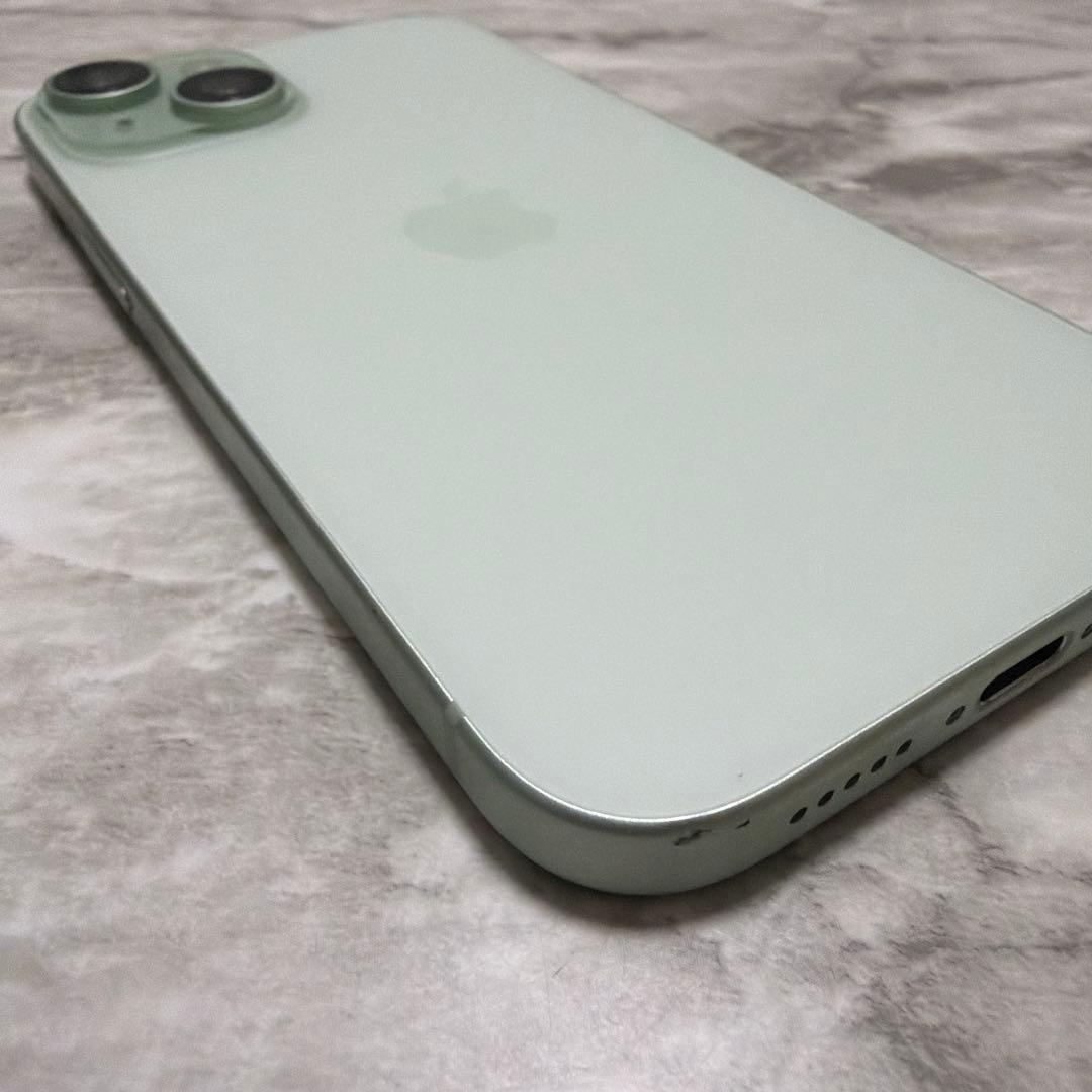 iPhone15 本体 グリーン256GB バッテリー81% 残債なし