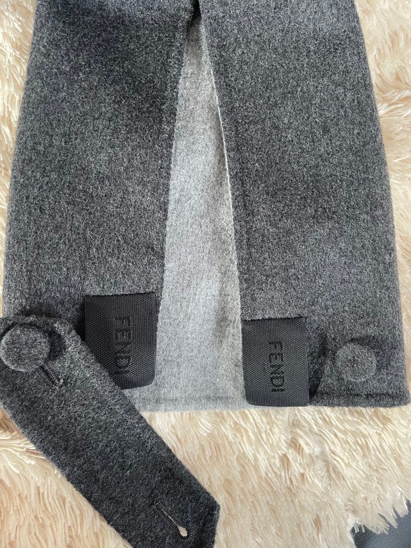 ニモ　最終値下げ！ FENDI カシミア　リバーシブルコート