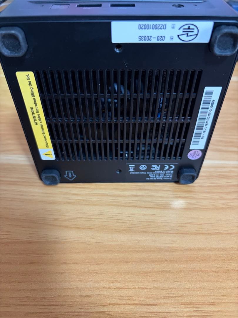 ミニPC MINIS FORUM UM760 Slim EliteMini