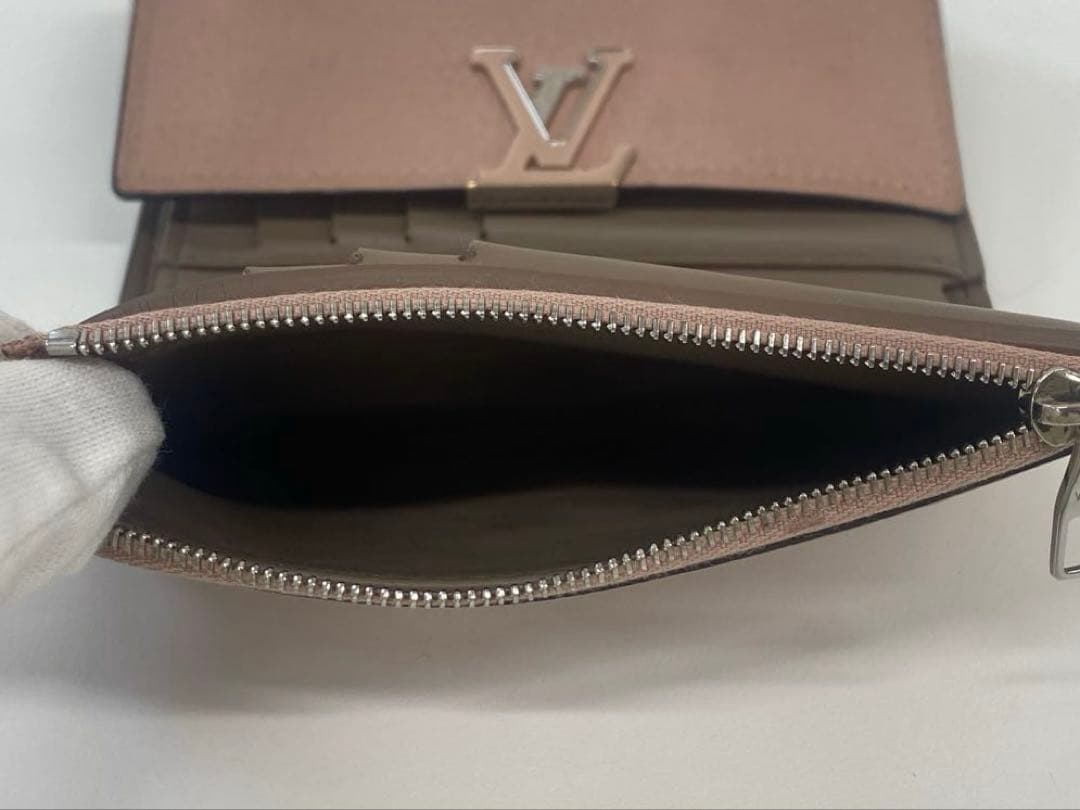 Louis Vuitton ルイ・ヴィトン カプシーヌ ピンク 折り財布