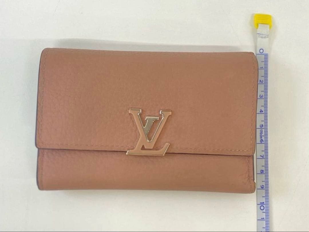 Louis Vuitton ルイ・ヴィトン カプシーヌ ピンク 折り財布