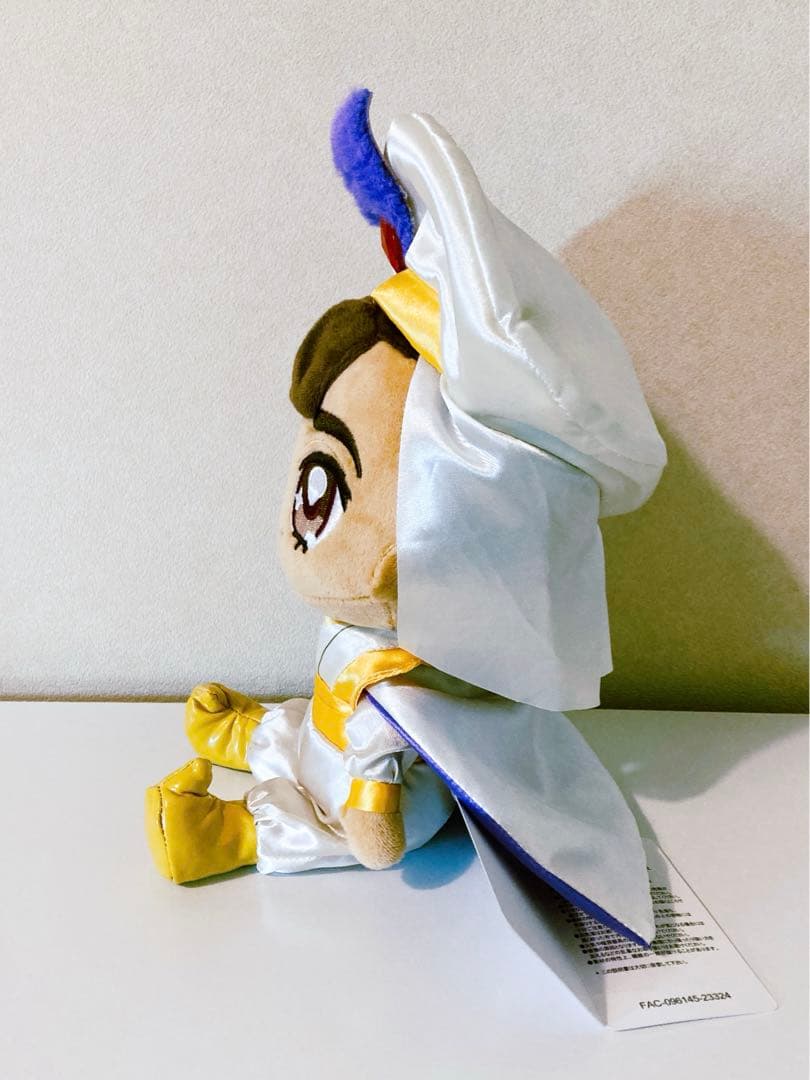 ディズニーストア　アラジン　ぬいぐるみ　tiny