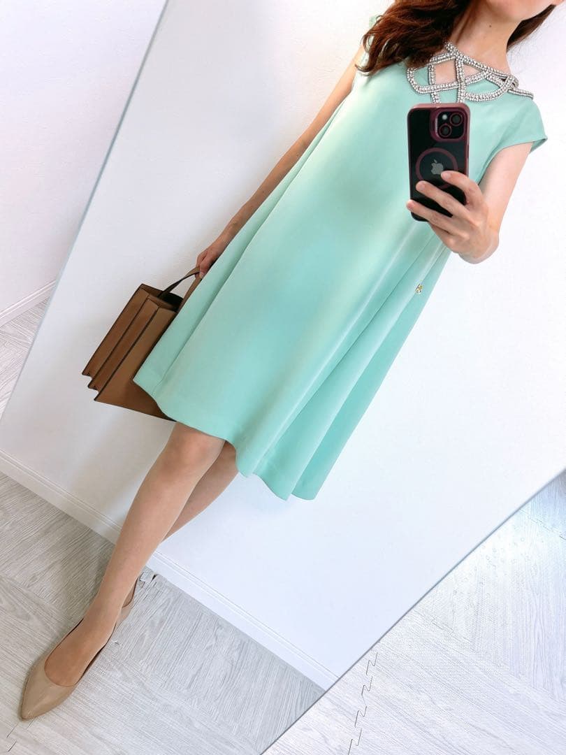 【美品✨】定価52,000円❤️グレースクラス✨サイズ38✨ビジューワンピース