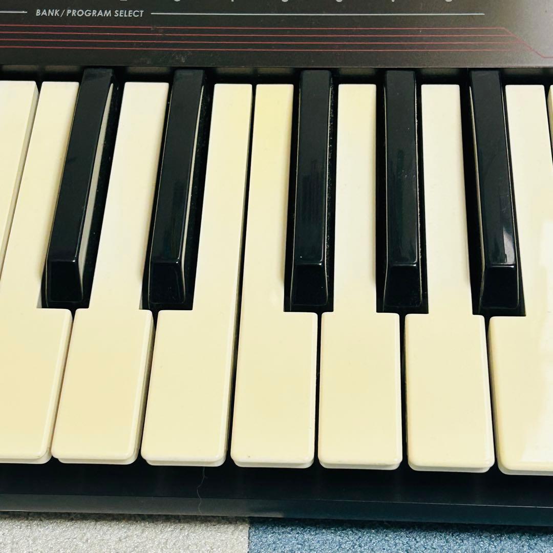 KORG R3 シンセサイザー37鍵 ボコーダー