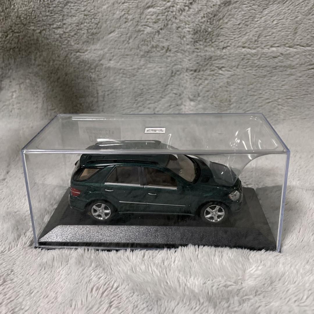 ミニチャンプス 1/43 メルセデス・ベンツ Mクラス ミニカー