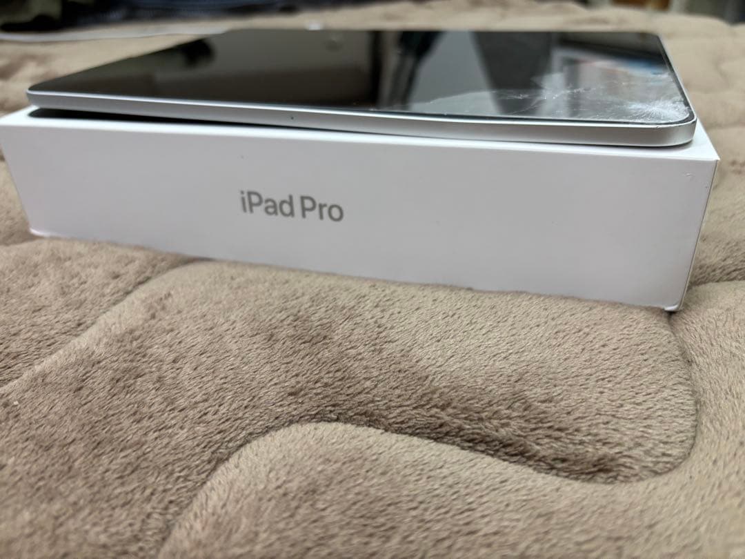 Apple iPad Pro 第2世代　11インチ　画面割れ128GB