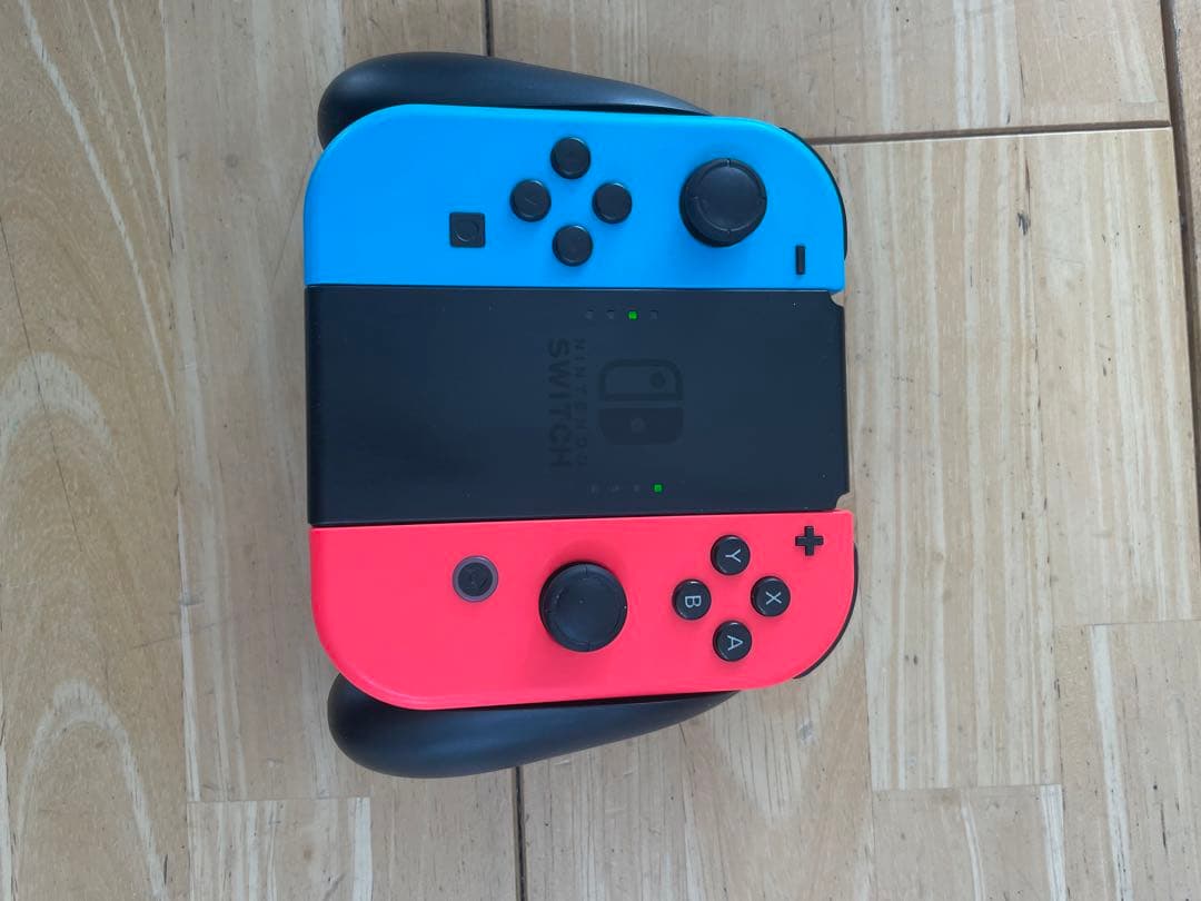 【美品】Nintendo Switch本体