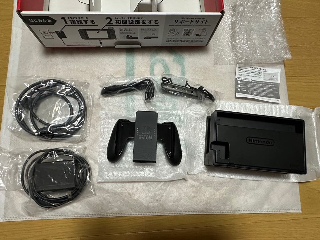 Switch 本体 バッテリー強化版 グレー 箱＆付属品完備 ケース付き