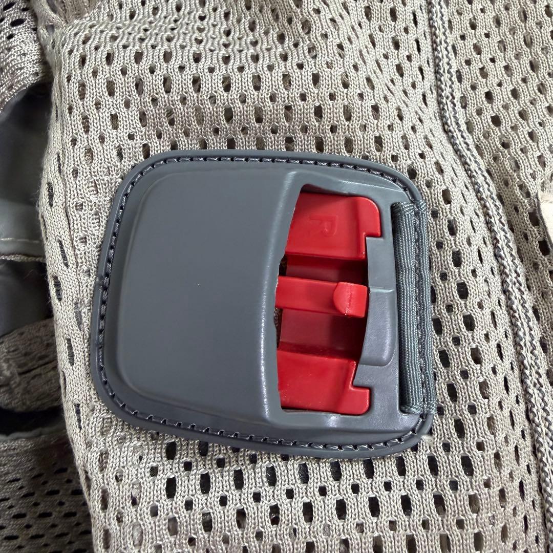 K ベビービョルン ONE KAI Air グレーベージュ メッシュ