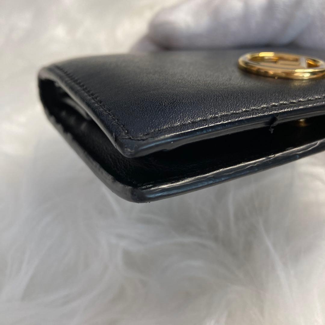 【美品】FENDI フェンディ エフイズ 二つ折り財布 黒