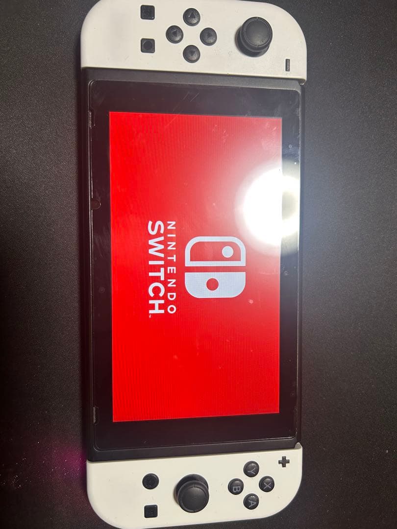 $*ん様 Nintendo Switch ホワイト/ブラック 本体