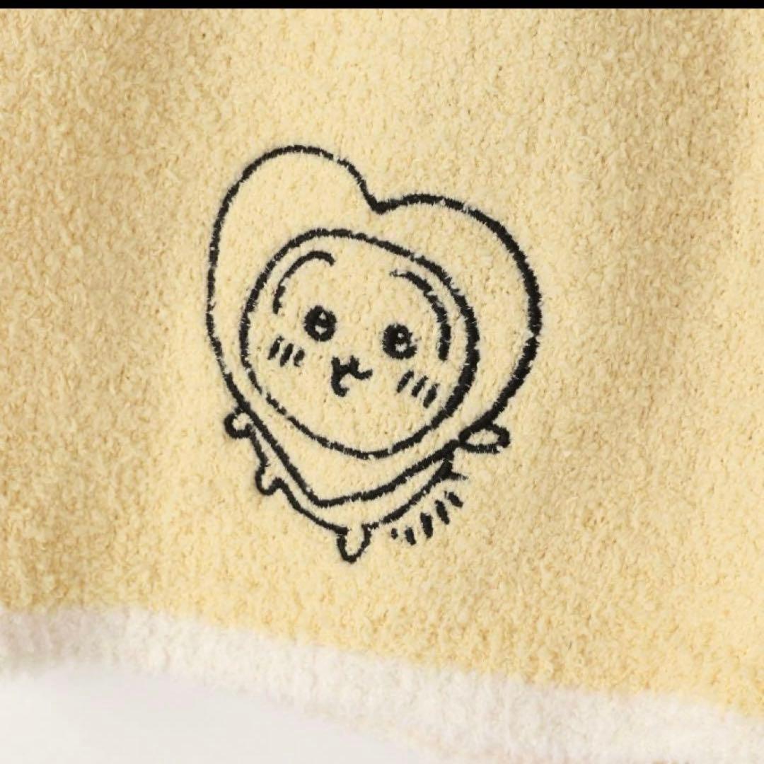 ちいかわ　ローリーズファーム　もこもこセットアップ　うさぎ