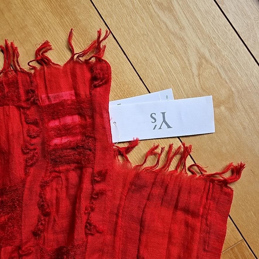 未使用☆ ヨウジヤマモト Y's大判ストール赤　綿×毛 クラッシュ加工　男女兼用