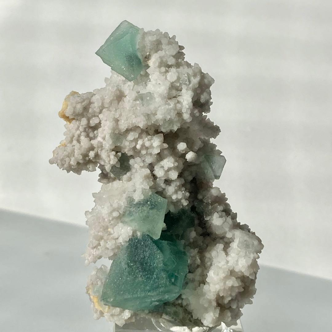 260 中国 内モンゴル産 八面体フローライト
