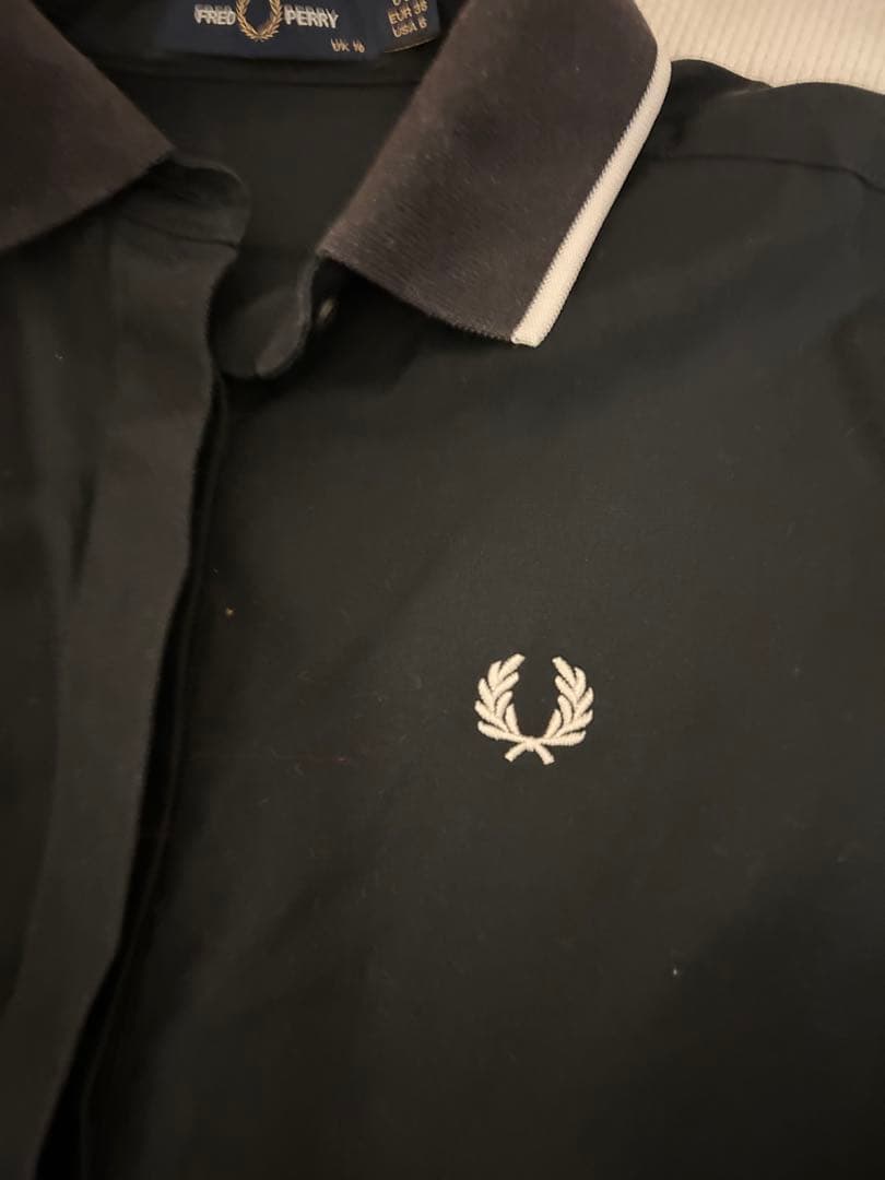FRED PERRY ブラック 長袖ポロシャツ UK 10