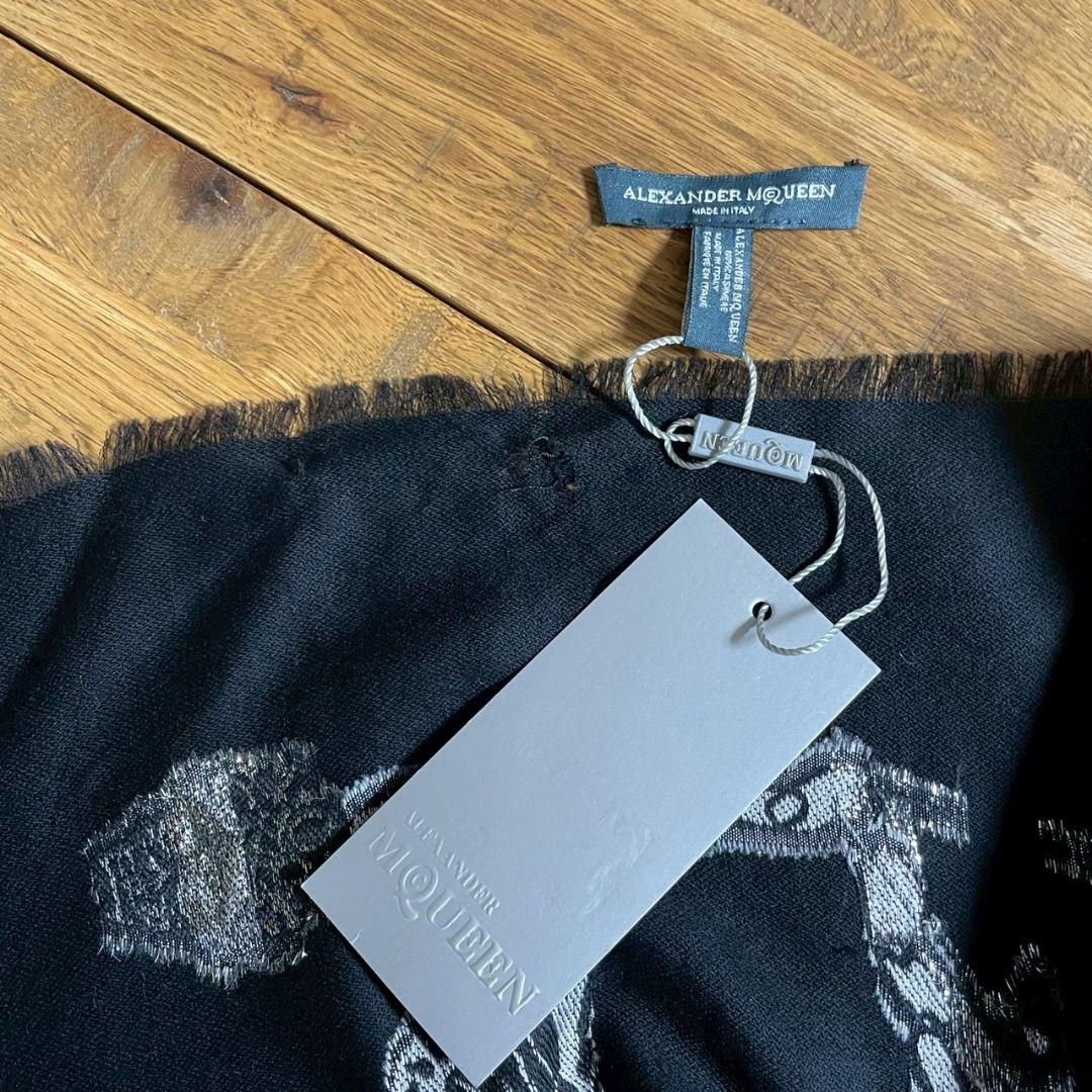 Alexander McQueen　スカルスカーフ　カシミヤ100% タグ取れ