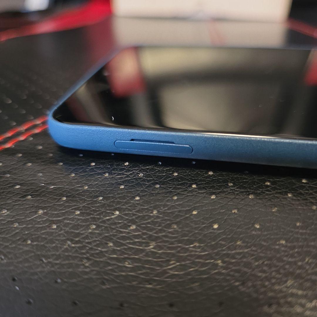 arrows FCG02 We2スマホ 64G ネイビーグリーン