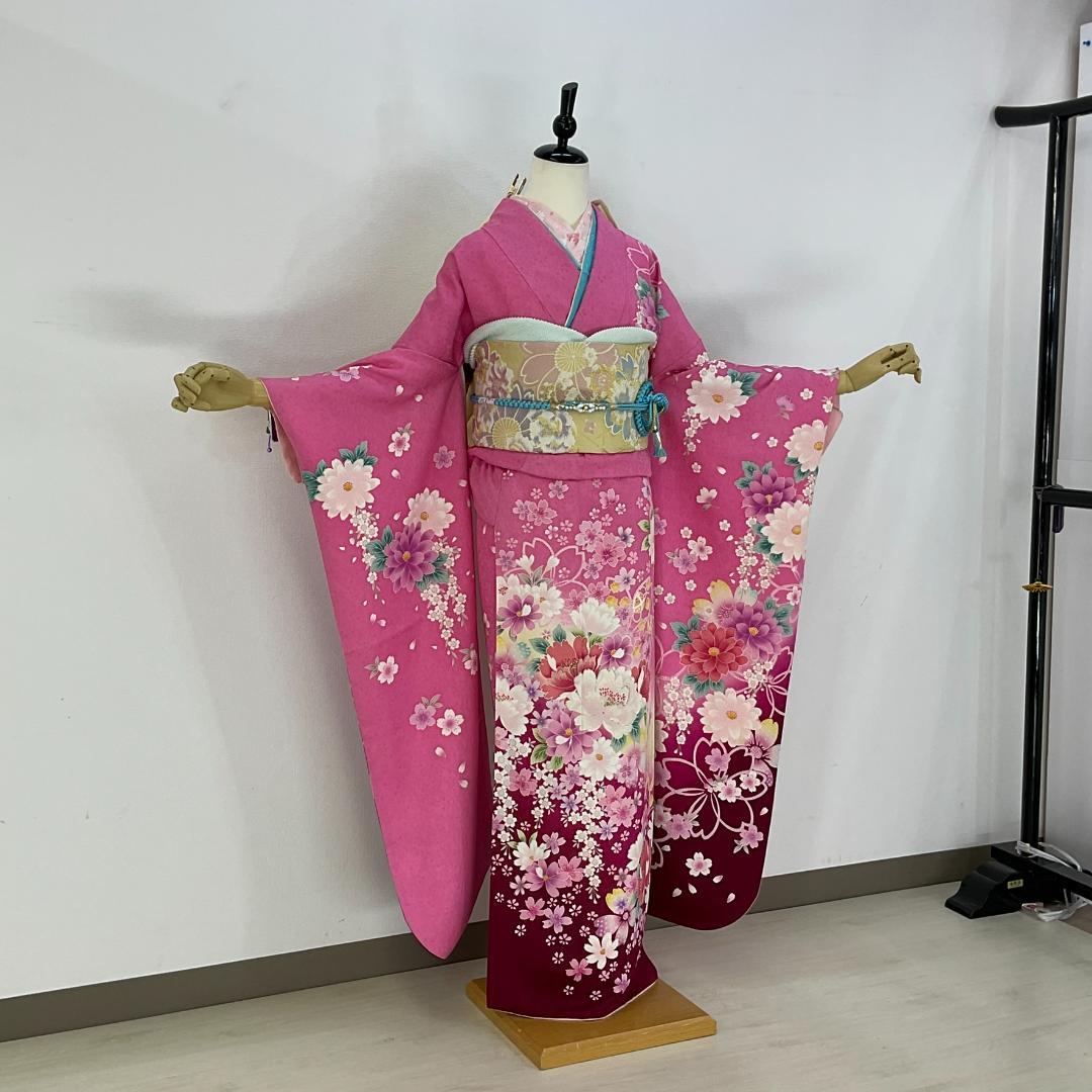 お振袖　単品　お仕立て上り品　桜　ピンク　正絹　美品　成人式　袴スタイルにも