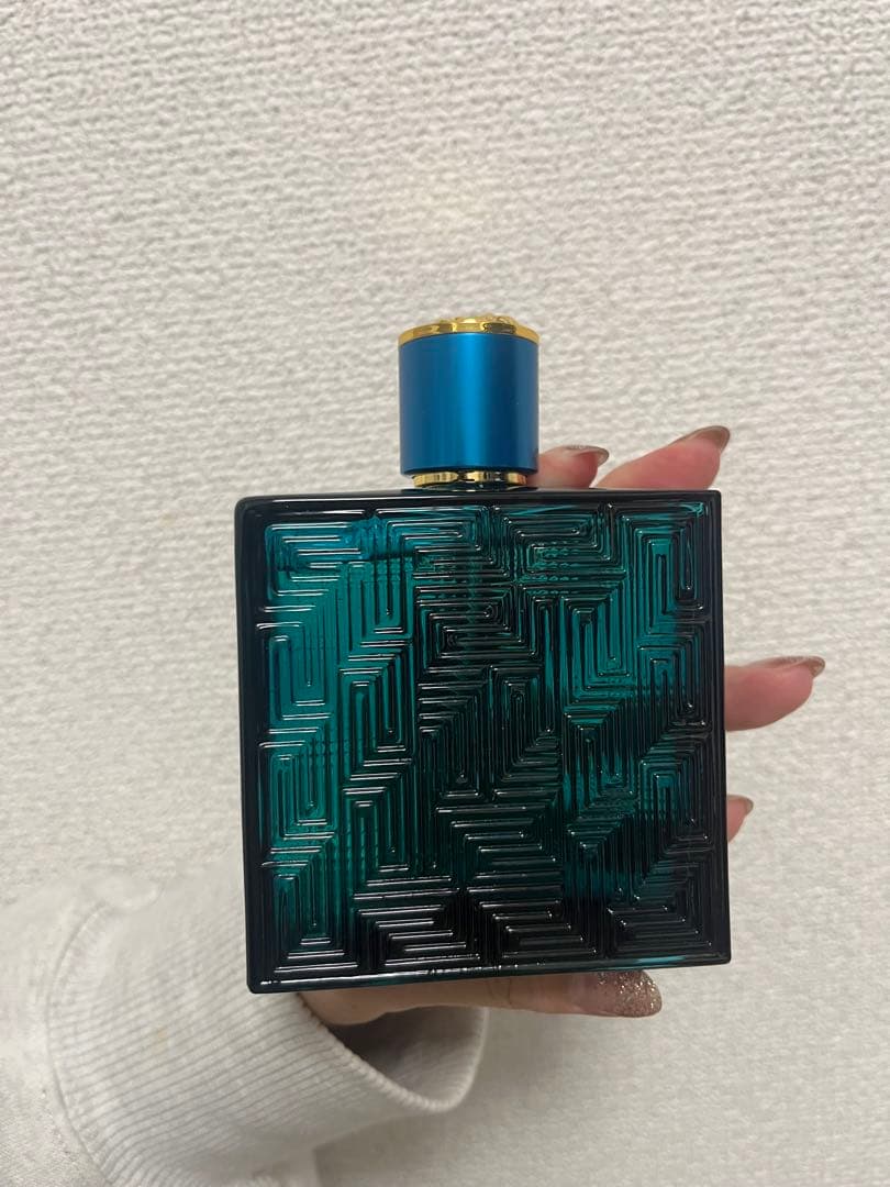 VERSACE EROS Eau de Toilette ヴェルサーチ　エロス