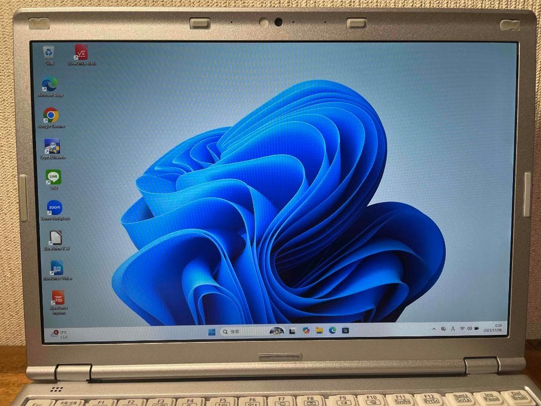 Win11搭載 CF-SZ6 メモリ4GB SSD128GB