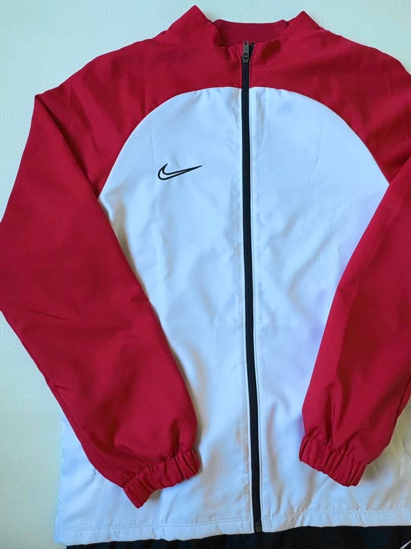 Nike ジャージ上下セット 赤/白/黒