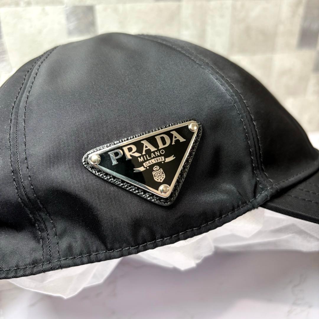 PRADA プラダ　三角プレート　キャップ　帽子　ベースボール　Re-Nylon