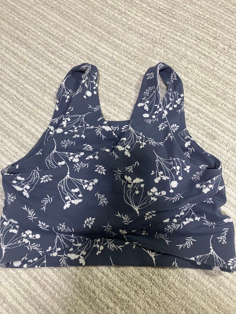 emmi yoga セットアップ　花柄　セットアップ　上下　ネイビー　サイズ1