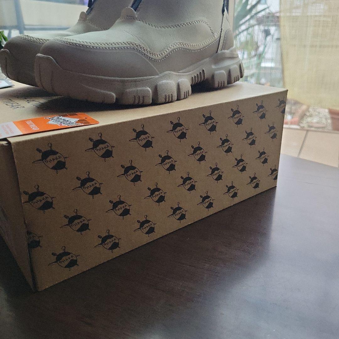 TREK ZIP BOOTIE AT 5号 LINEN/TAUPE