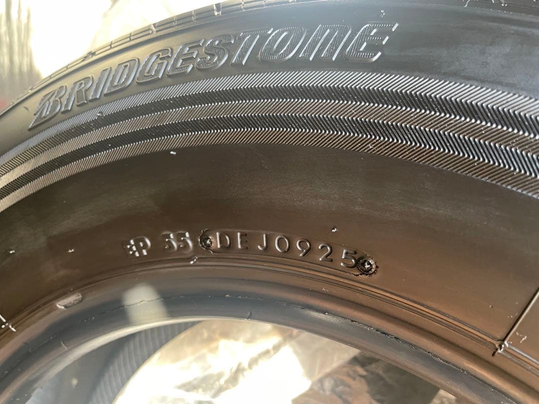 ハイエース純正タイヤ　BRIDGESTONE 195/80R15 中古4本セット