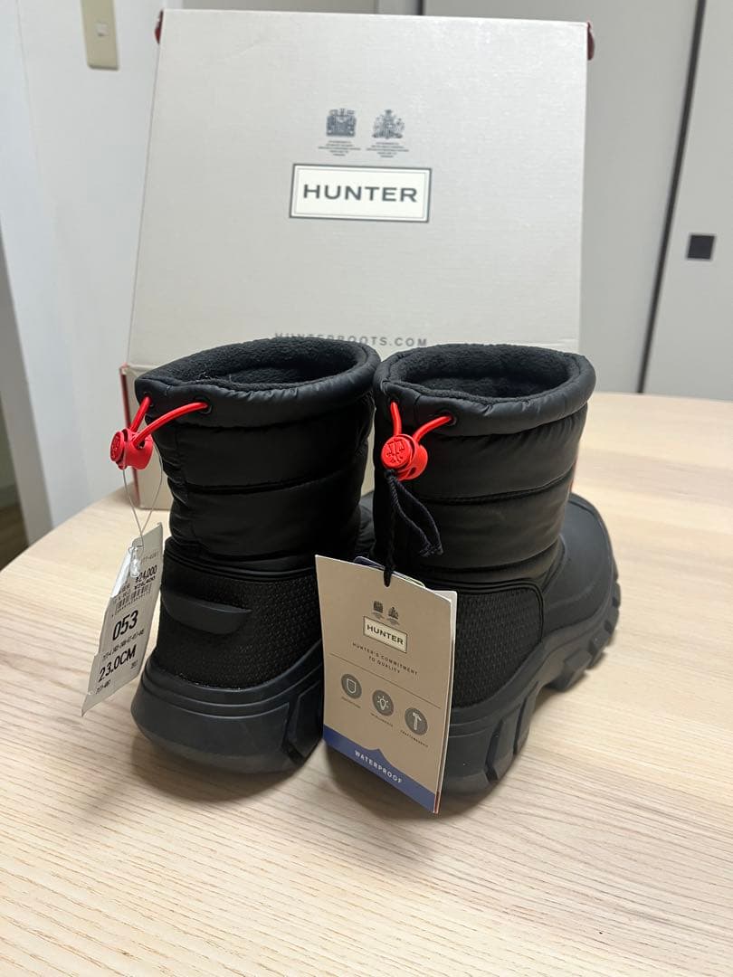 【新品未使用】HUNTER スノーブーツ 23-23.5㎝　ショート　ハンター