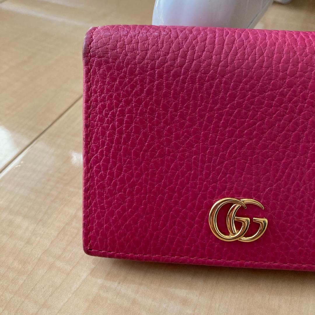 極美品、GGロゴ ピンク 二つ折り財布