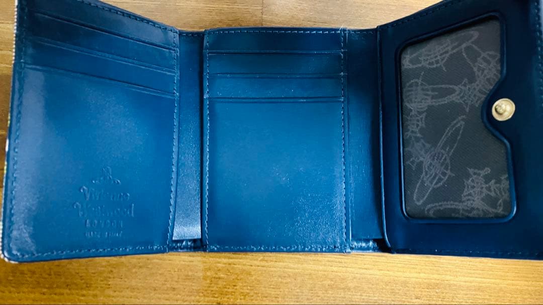 【極美品】 Vivienne Westwood 三つ折り財布