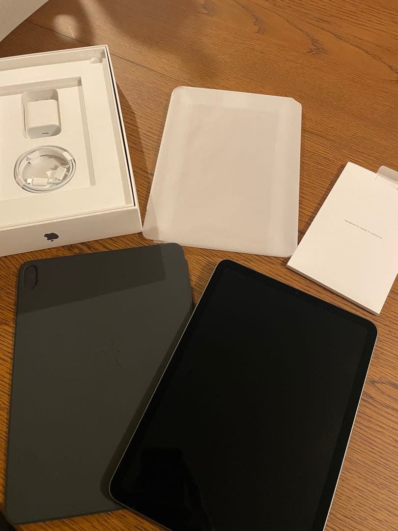 iPad Air 第5世代 64GB WiFi スペースグレイ 純正ケース付