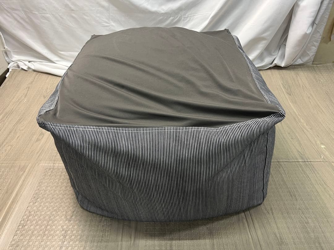 無印良品　ビーズクッション　ストライプ柄
