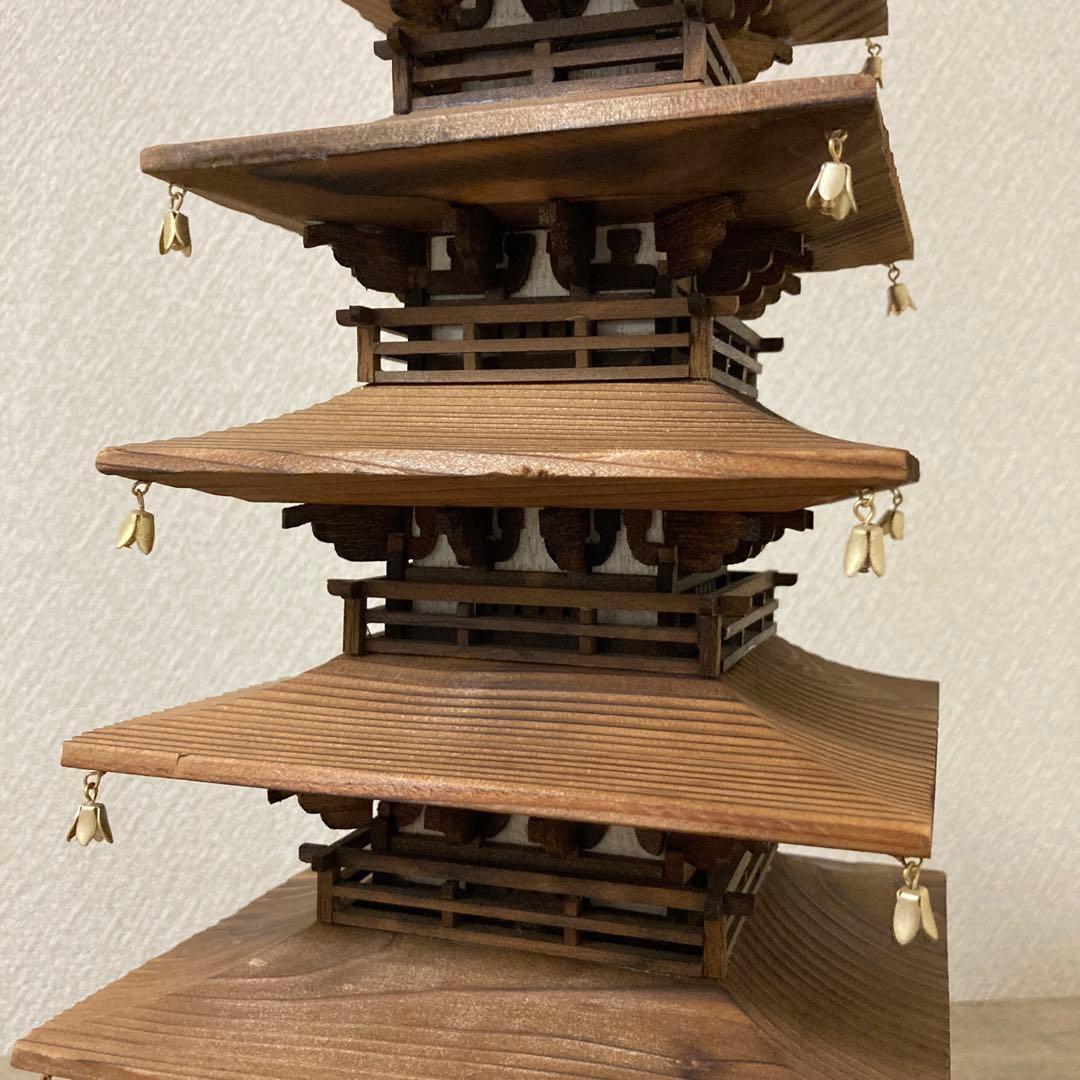 木製　法隆寺　五重塔　孝心作　焼板　高さ約50㌢　置物　〈検 彫刻　仏塔　寺院