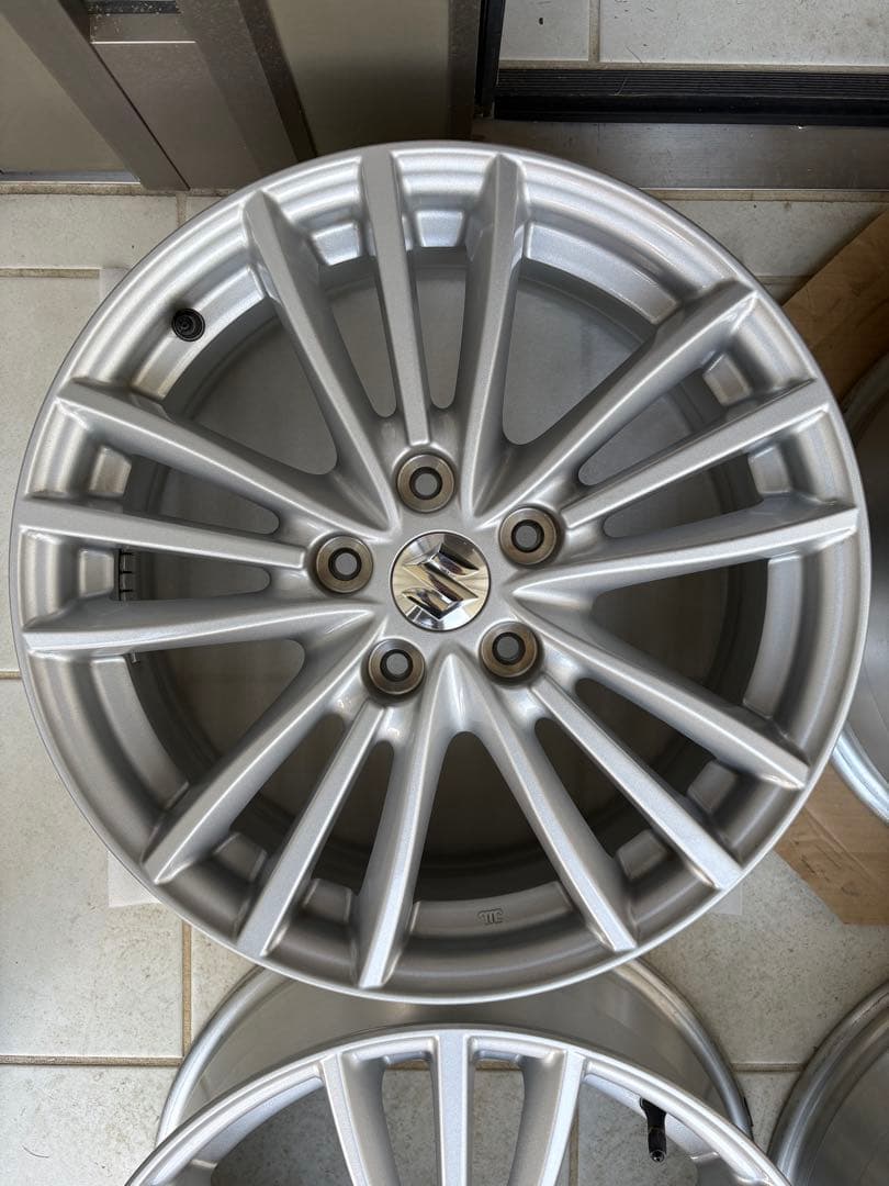 スイフト　スズキ純正　17インチ アルミホイール ENKEI製　ZC32S