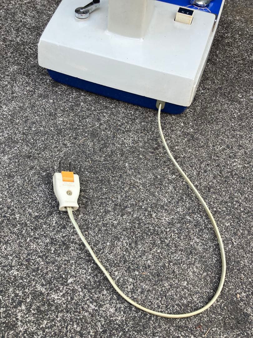 東芝 扇風機 MN 30㎝ 4枚羽 昭和レトロ アンティーク 稼動品