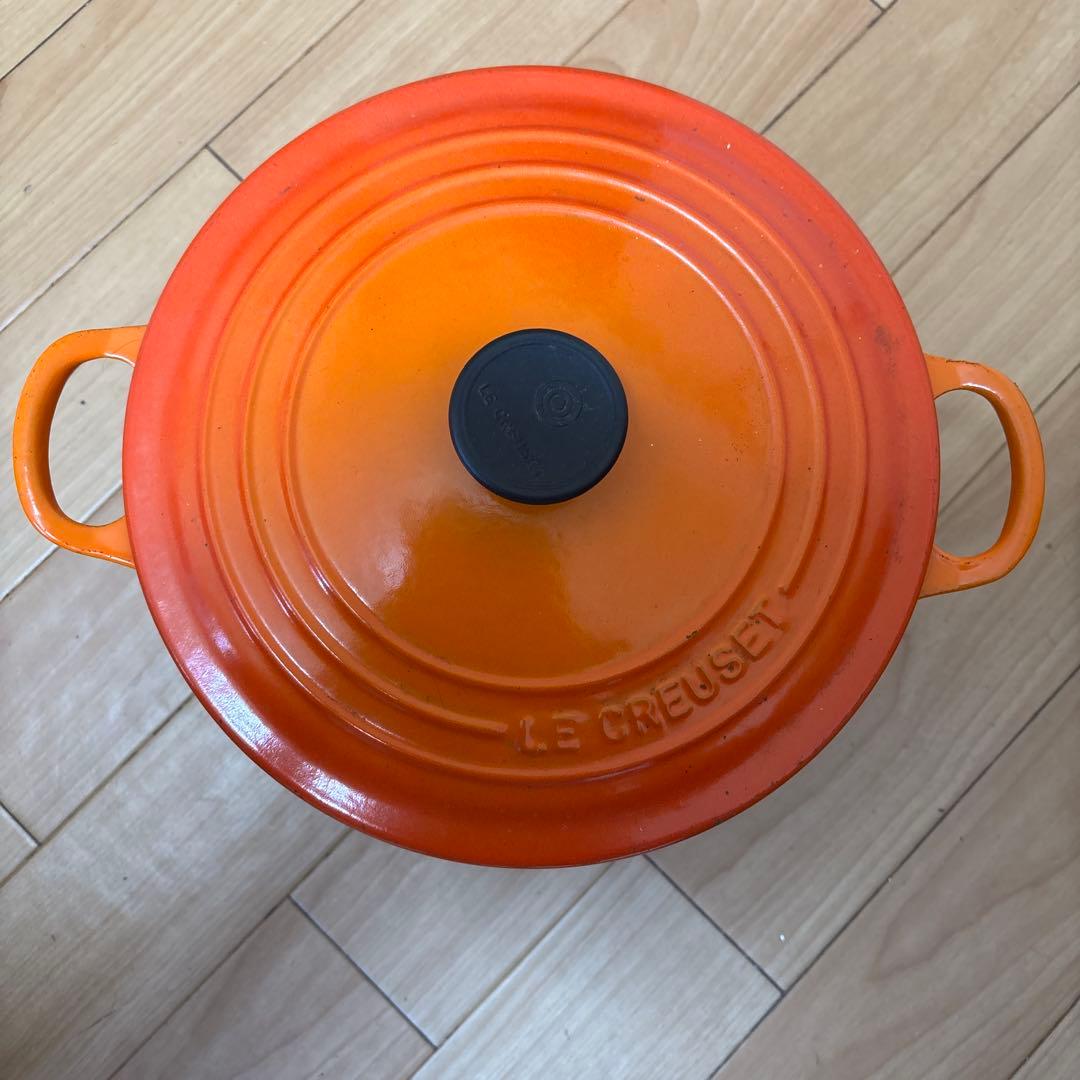 LE CREUSET ルクルーゼ ココットロンド 22cmオレンジ 両手鍋 鍋
