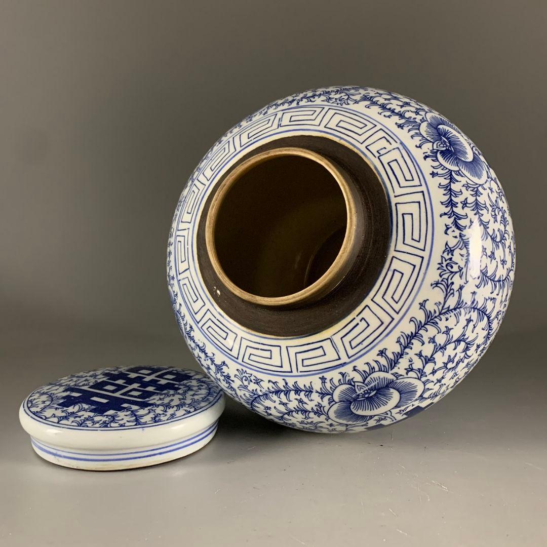 青花喜字缶 景徳鎮 陶磁器 装飾品 現代工芸品 美術品 置物